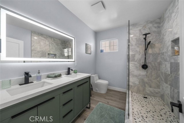 1727 N Kenmore Avenue, Los Angeles CA: https://media.crmls.org/medias/13a60413-cff2-4712-b058-edebc65040a1.jpg