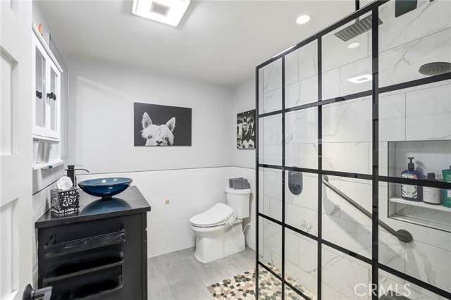 Detail Gallery Image 14 of 47 For 19237 Avenue of the Oaks #B,  Newhall,  CA 91321 - 2 Beds | 1 Baths