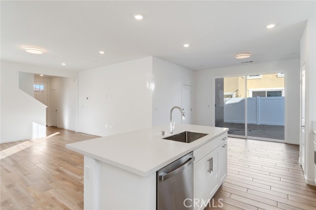 Detail Gallery Image 10 of 28 For 10865 Pala Bells St, Loma Linda,  CA 92354 - 3 Beds | 2/1 Baths