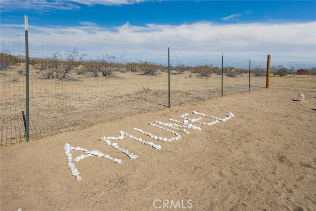 1234 Castillo Road, Landers CA: https://media.crmls.org/medias/13a767a4-1559-41a5-ba9b-df84711e27b9.jpg