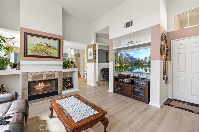 29508 Alyssum Lane, Canyon Country CA: https://media.crmls.org/medias/13a76d8d-2430-442c-8286-5ae9dfeefdd5.jpg