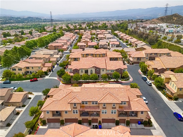 28426 Herrera Street, Valencia CA: https://media.crmls.org/medias/13a80cb3-c382-4619-b5aa-ac88279ad3d3.jpg