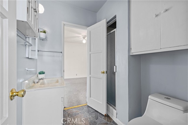 2505 North Keystone Street, Burbank CA: https://media.crmls.org/medias/13a80d0b-6458-4353-af2a-2d8ad034a806.jpg
