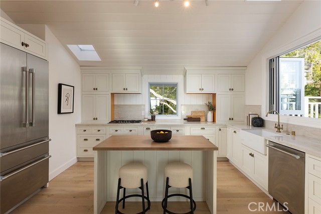 Detail Gallery Image 18 of 39 For 31927 Hayes Pl, Laguna Beach,  CA 92651 - 3 Beds | 2 Baths