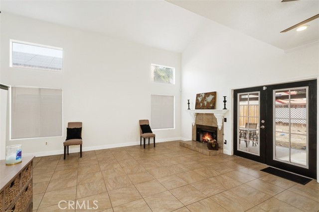 Detail Gallery Image 5 of 28 For 16588 War Cloud Dr, Moreno Valley,  CA 92551 - 4 Beds | 2/1 Baths