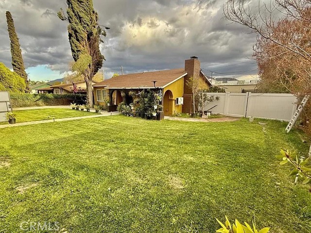 Detail Gallery Image 2 of 3 For 2356 W Hays St, Banning,  CA 92220 - 2 Beds | 1 Baths
