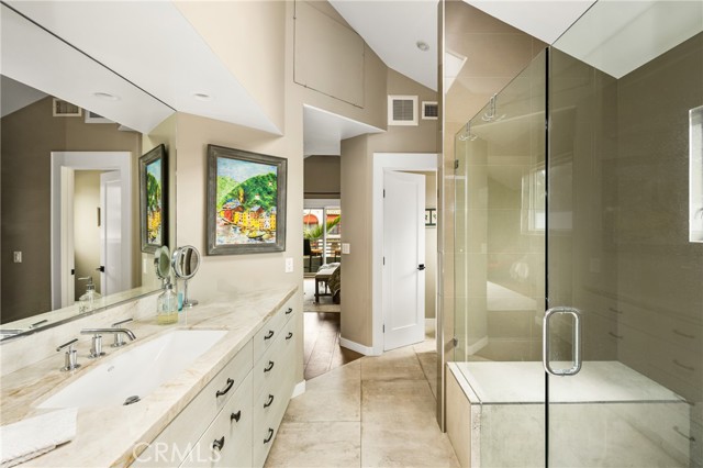 271 Prospect Avenue, Long Beach CA: https://media.crmls.org/medias/13a98c5d-9a48-452c-928c-04905805e872.jpg