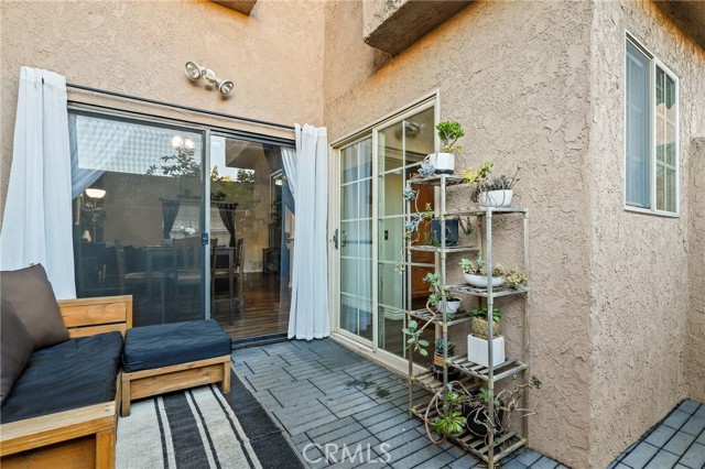 Detail Gallery Image 14 of 29 For 337 E Chapman, Placentia,  CA 92870 - 2 Beds | 2/1 Baths