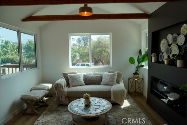 Detail Gallery Image 14 of 55 For 4847 Marmion Way, Los Angeles,  CA 90042 - 3 Beds | 1 Baths