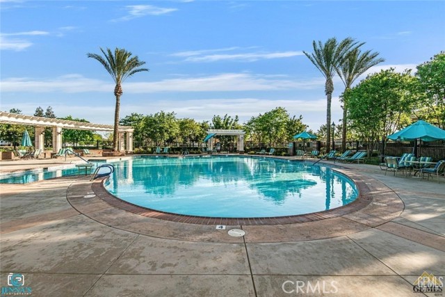 Detail Gallery Image 8 of 9 For 12417 French Park Ln, Bakersfield,  CA 93312 - 2 Beds | 2 Baths