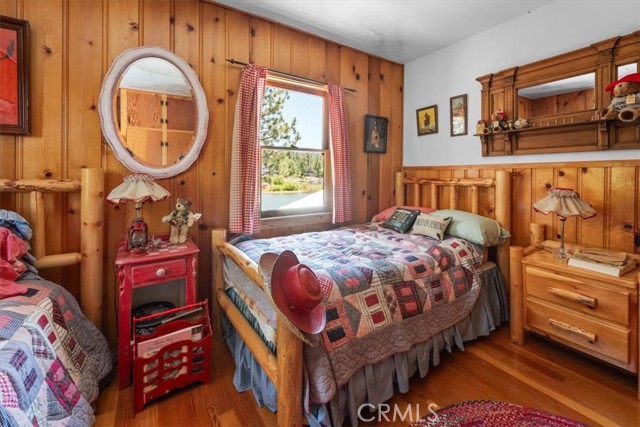 Detail Gallery Image 17 of 32 For 115 Lagunita Ln, Big Bear Lake,  CA 92315 - 4 Beds | 2 Baths