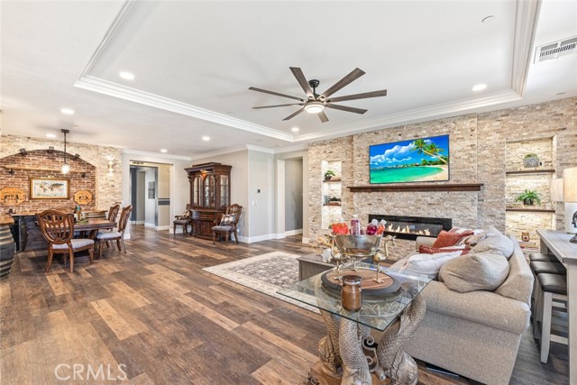 Detail Gallery Image 15 of 72 For 29316 Fenway, Lake Elsinore,  CA 92530 - 5 Beds | 4 Baths