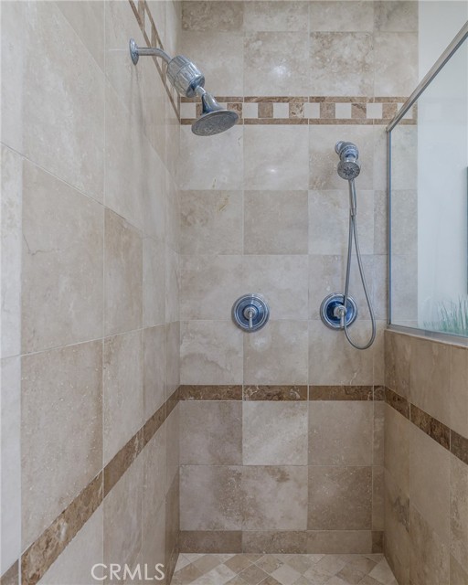 Detail Gallery Image 39 of 46 For 2210 Mathews Ave a,  Redondo Beach,  CA 90278 - 3 Beds | 2/1 Baths