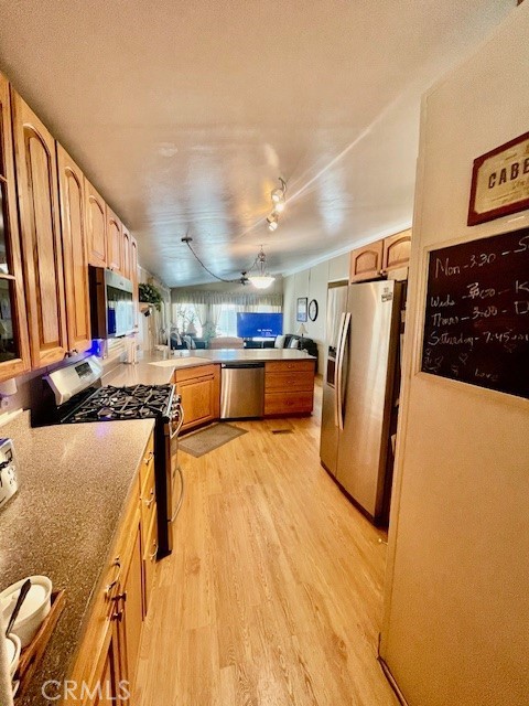 Detail Gallery Image 19 of 35 For 2230 Lake Park Dr #55,  San Jacinto,  CA 92583 - 3 Beds | 2 Baths