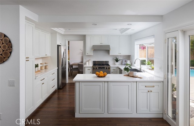 6230 E Bryce Avenue, Orange CA: https://media.crmls.org/medias/13adb5dd-f6f0-48ee-9ae4-1e534c997b0a.jpg
