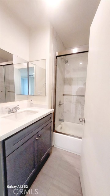 Detail Gallery Image 13 of 19 For 4904 Ithaca Ave #2,  Los Angeles,  CA 90032 - 3 Beds | 2 Baths