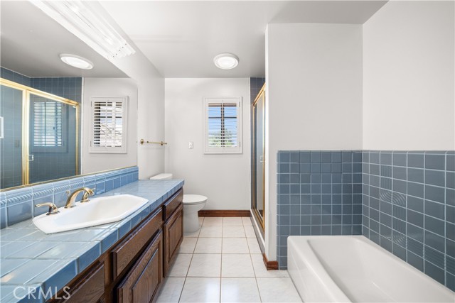 519 Connie Rae Way, Arcadia CA: https://media.crmls.org/medias/13ae11e5-5bed-4632-91ce-274f4a1b2777.jpg
