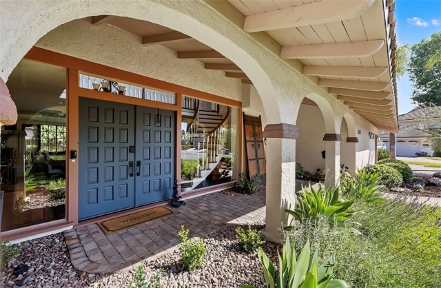 Detail Gallery Image 2 of 56 For 4200 Abbington Ct, Westlake Village,  CA 91361 - 5 Beds | 3 Baths