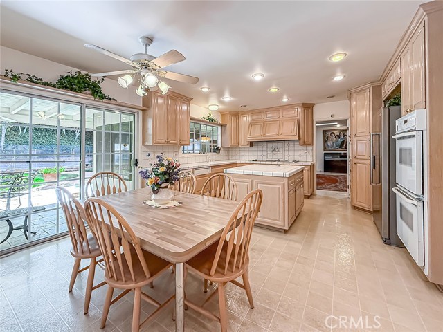 Image 17 of 60 For 17424 Superior