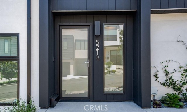 Detail Gallery Image 4 of 64 For 521 1/2 Iris Ave, Corona Del Mar,  CA 92625 - 2 Beds | 2/1 Baths