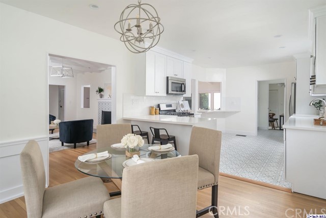 2 Bed Home for Sale in Toluca Lake, California