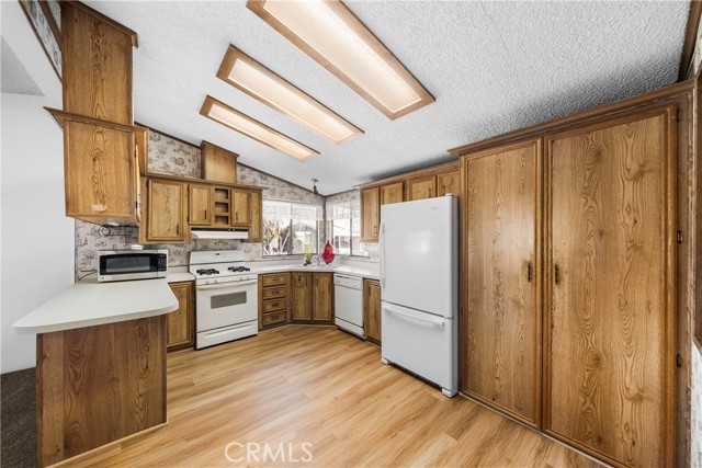 Detail Gallery Image 10 of 26 For 27701 Murrieta #269,  Menifee,  CA 92586 - 3 Beds | 2 Baths