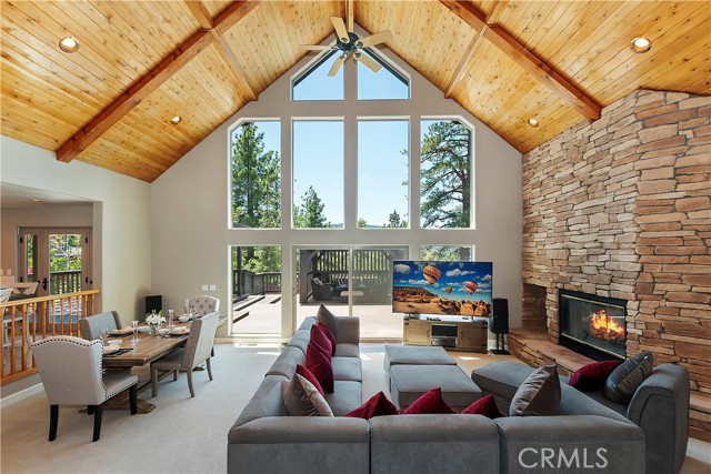 Detail Gallery Image 9 of 71 For 727 Villa Grove Ave, Big Bear City,  CA 92314 - 4 Beds | 4/1 Baths