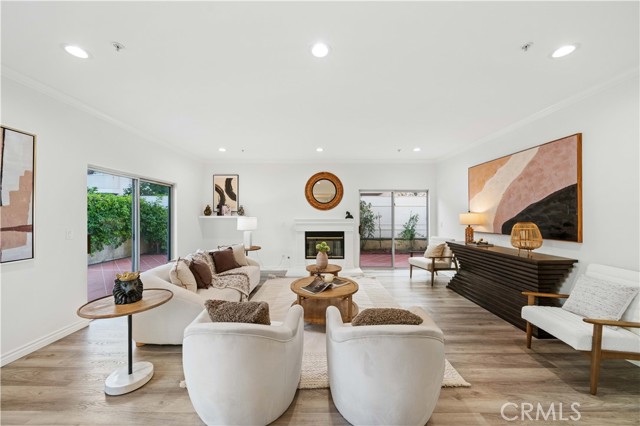 900 Arcadia Avenue, Arcadia CA: https://media.crmls.org/medias/13af8202-97f9-4bbd-889e-83bd78e871ba.jpg