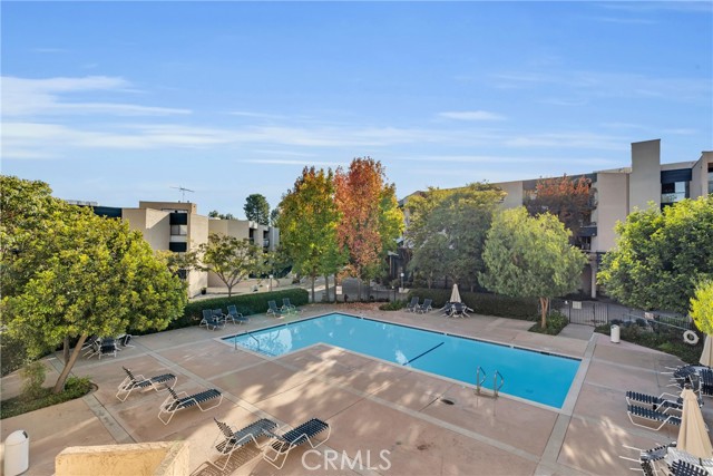 Detail Gallery Image 11 of 14 For 4499 via Marisol 138c,  Los Angeles,  CA 90042 - 2 Beds | 1 Baths