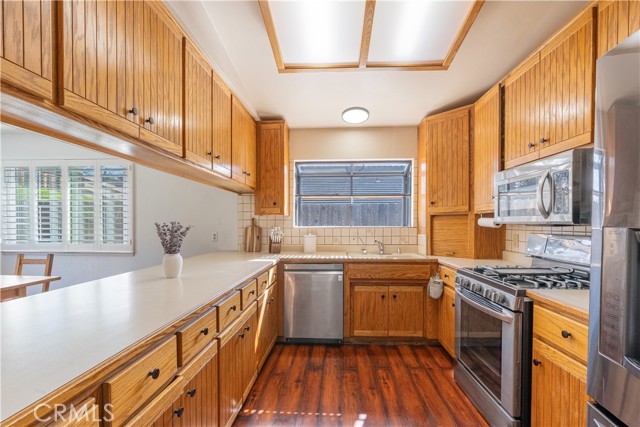 Detail Gallery Image 5 of 15 For 1736 Wade, Paso Robles,  CA 93446 - 3 Beds | 2 Baths