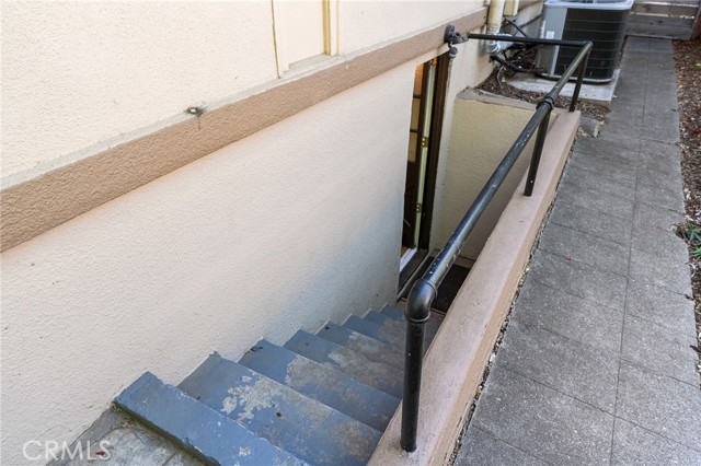 Detail Gallery Image 59 of 73 For 587 E 3rd, Chico,  CA 95928 - 5 Beds | 3 Baths