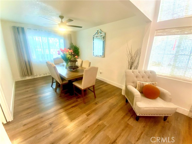 2416 Hialeah Circle, Norco CA: https://media.crmls.org/medias/13b0e252-5caa-4cf4-9841-10bff8e893a2.jpg