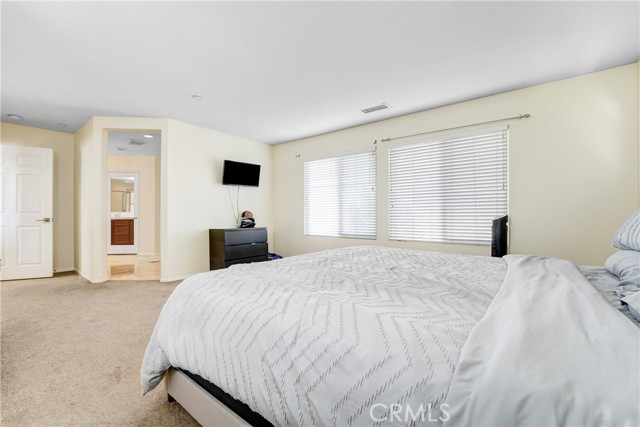 Detail Gallery Image 31 of 38 For 13223 Norfolk Ct, Moorpark,  CA 93021 - 3 Beds | 2/1 Baths