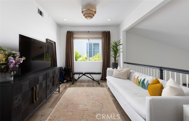 11 Southern Hills Drive, Aliso Viejo CA: https://media.crmls.org/medias/13b17537-95ad-42ec-9696-25711d12fc2e.jpg
