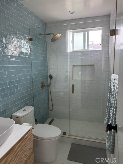 Detail Gallery Image 11 of 19 For 633 Grant, Santa Monica,  CA 90405 - 2 Beds | 2 Baths