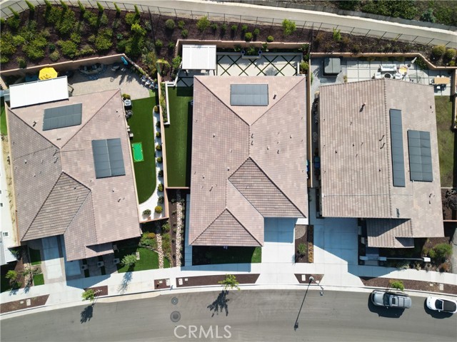 Detail Gallery Image 4 of 39 For 2720 Santa Fiora Dr, Corona,  CA 92882 - 3 Beds | 3/1 Baths