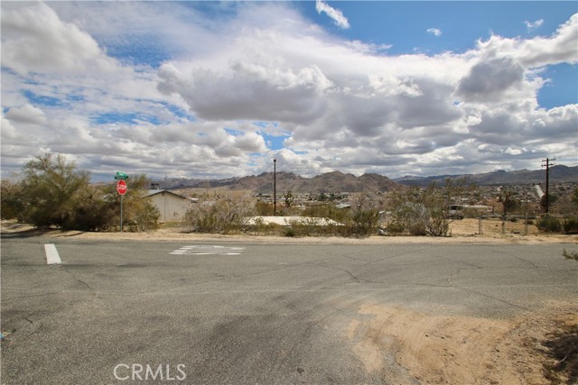 Detail Gallery Image 16 of 20 For 6083 Panorama St, Joshua Tree,  CA 92252 - – Beds | – Baths