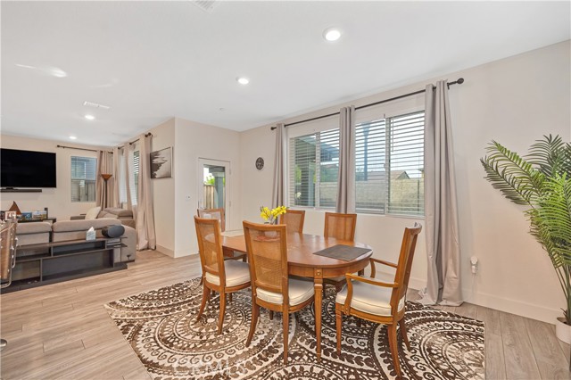 Detail Gallery Image 12 of 71 For 233 Cold Creek, Oakley,  CA 94561 - 4 Beds | 3 Baths