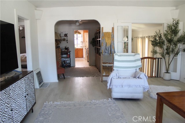 12308 Centralia Street, Lakewood CA: https://media.crmls.org/medias/13b3c146-f669-44ce-8478-512e4785582f.jpg