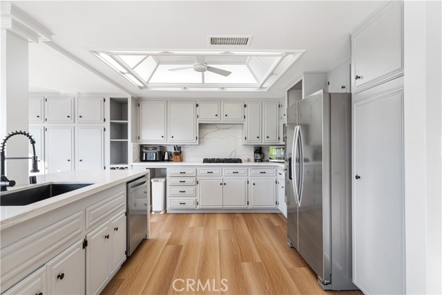 Detail Gallery Image 23 of 41 For 6500 Landfair, Bakersfield,  CA 93309 - 4 Beds | 2 Baths