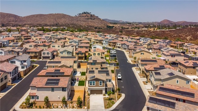 30341 Wild Oat Street, Murrieta CA: https://media.crmls.org/medias/13b440e9-649e-438d-9f54-cb582176fbee.jpg