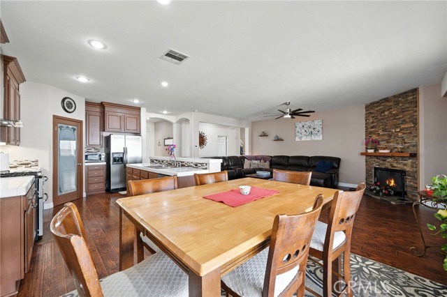 36628 Chantecler Road, Winchester CA: https://media.crmls.org/medias/13b4cd99-598b-4d62-9027-a551106bacf1.jpg