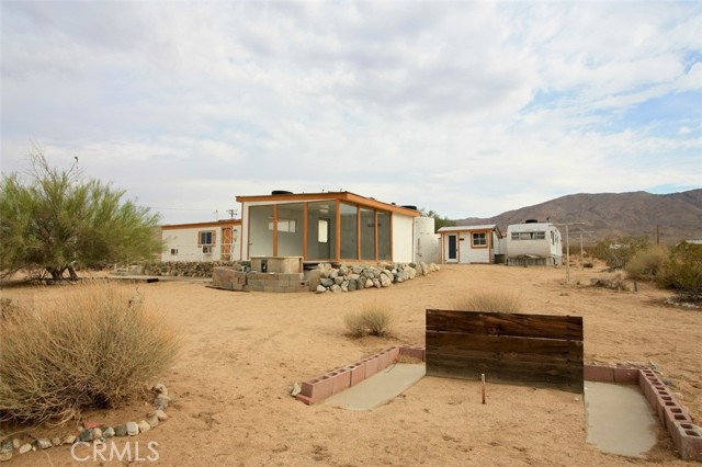 Detail Gallery Image 1 of 1 For 48878 Ocotillo Rd, Johnson Valley,  CA 92285 - 3 Beds | 2 Baths