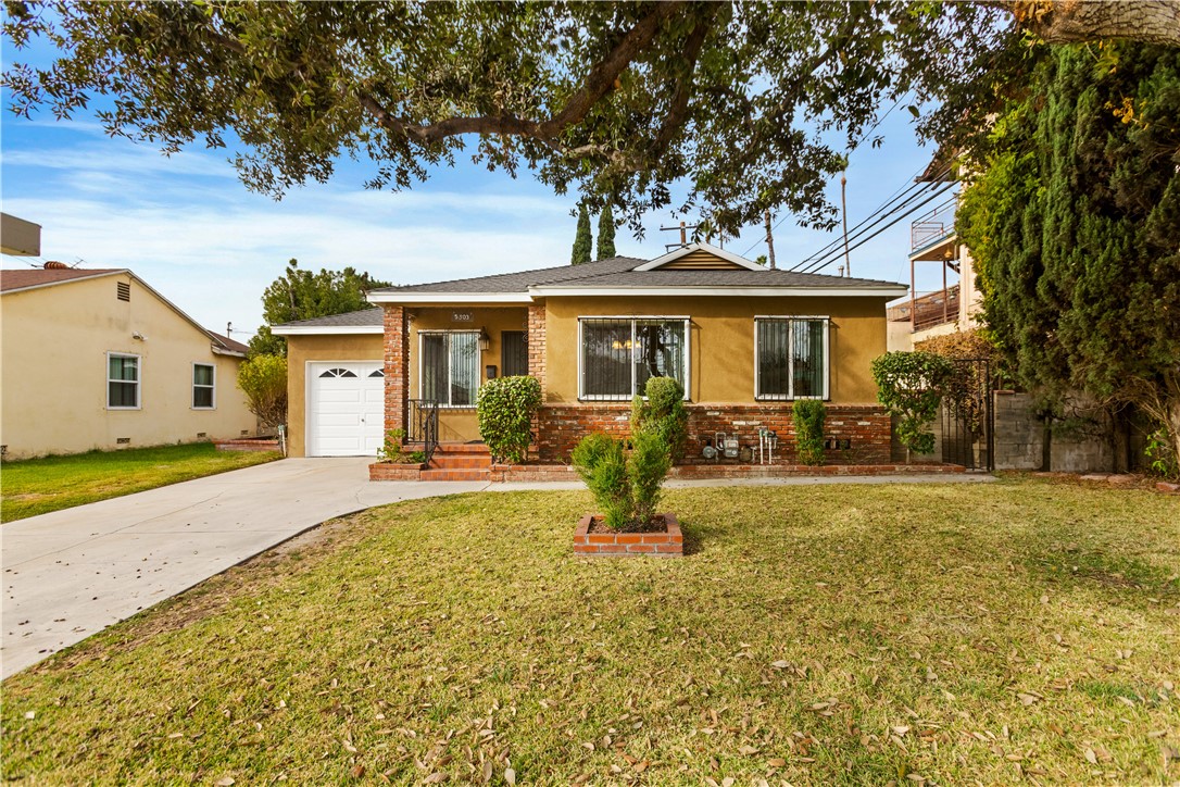 Detail Gallery Image 2 of 31 For 5503 Lindsey Ave, Pico Rivera,  CA 90660 - 3 Beds | 2 Baths