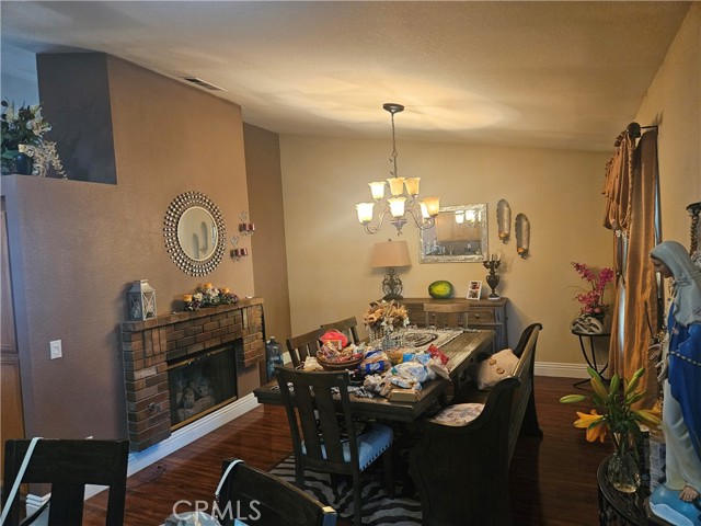 3320 Kipper Court, Lancaster CA: https://media.crmls.org/medias/13b68ab2-6b84-40b6-b661-22f10a42781d.jpg