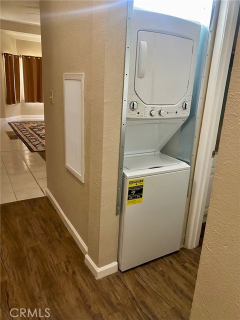 Detail Gallery Image 9 of 19 For 1521 Junipero Ave a,  Long Beach,  CA 90804 - 2 Beds | 2 Baths