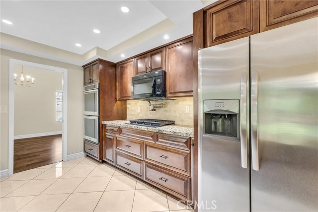 1070 Cannon Road, Riverside CA: https://media.crmls.org/medias/13b7354c-ccb5-4f9a-b8a7-5dd373001e53.jpg