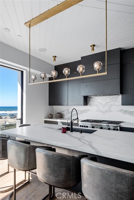 Detail Gallery Image 38 of 53 For 2200 the Strand a,  Manhattan Beach,  CA 90266 - 2 Beds | 2 Baths