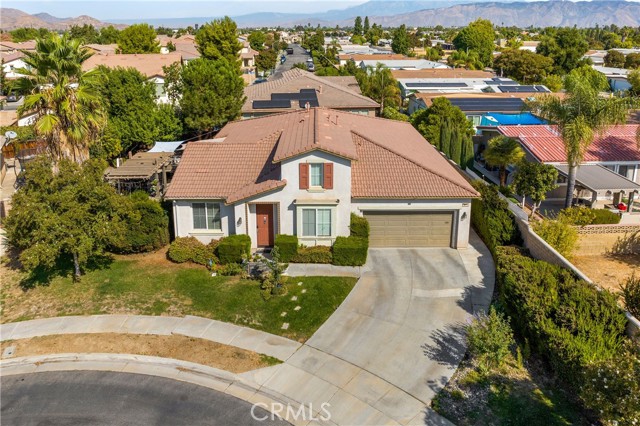 Detail Gallery Image 8 of 39 For 3012 Bridgewater Cir, Hemet,  CA 92545 - 3 Beds | 3 Baths