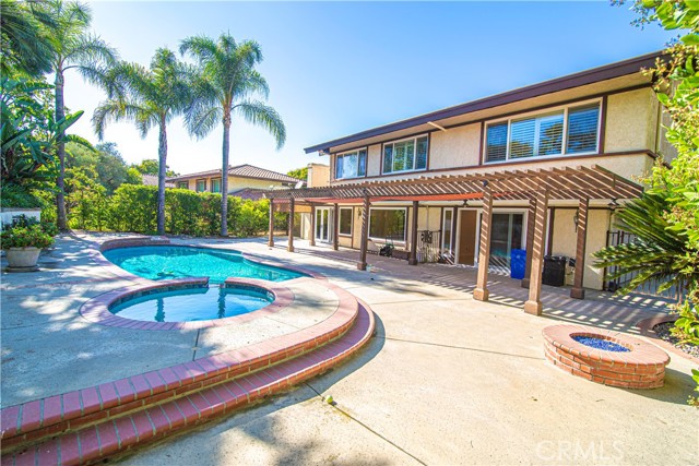 Detail Gallery Image 4 of 51 For 3926 Corte Cancion, Thousand Oaks,  CA 91360 - 4 Beds | 3 Baths